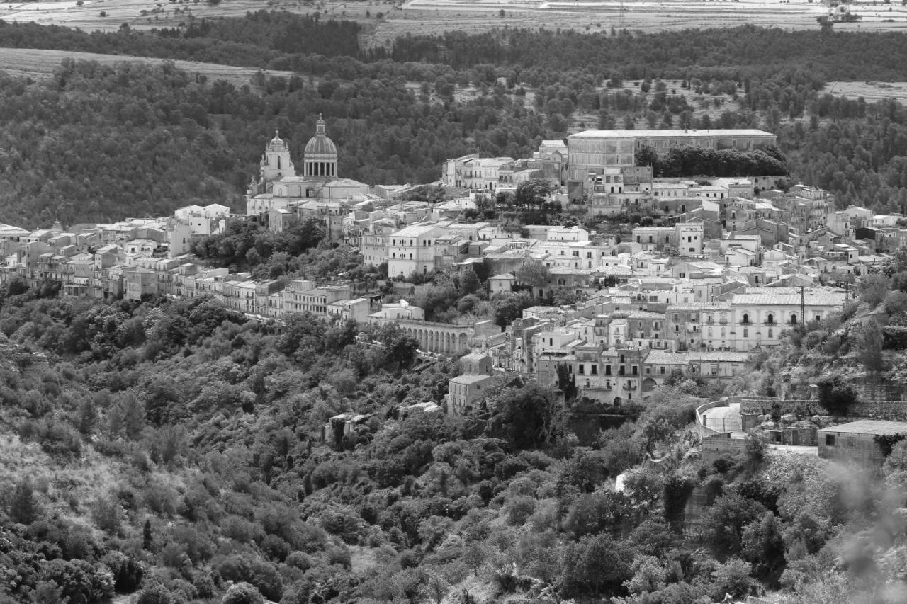 Tocco Barocco - Locazioni Brevi - Hotel Ragusa Buitenkant foto